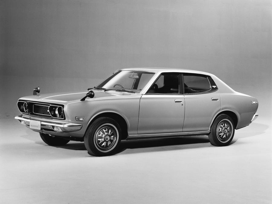 Datsun Bluebird U Sedan 1971 года  (фото 4 из 6)